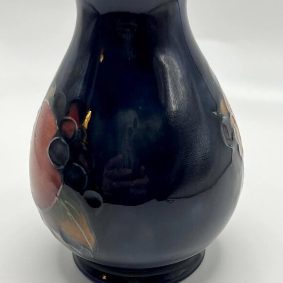 Early (1928-1949) Moorcroft Pomegranate Vase 4" Signed - Picture 4 of 7
